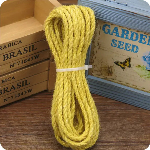 DIY Crafts and Cat Toys (10m) - In Paw Store