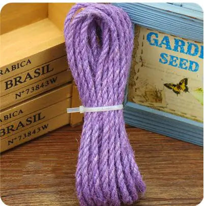 DIY Crafts and Cat Toys (10m) - In Paw Store