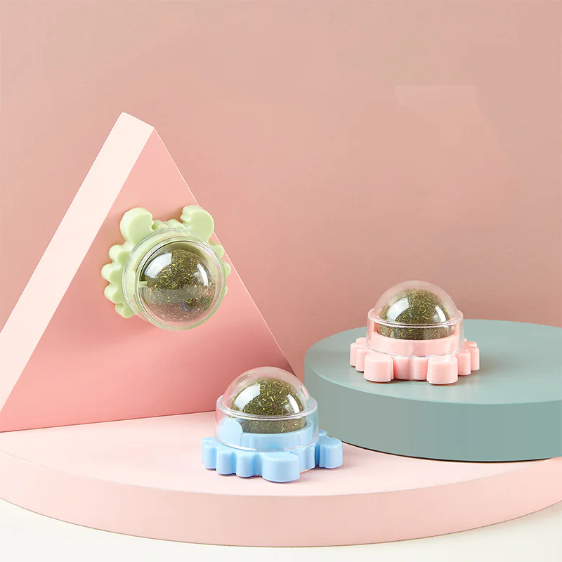 Interactive Crab Cat Mint Ball for Teeth Cleaning
