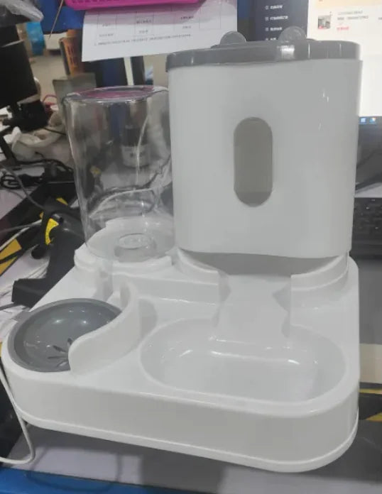 Dual Pet Feeder - In Paw Store