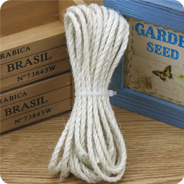 DIY Crafts and Cat Toys (10m) - In Paw Store